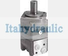 MOTOR ORBITAL MOD. MOMS80 80 CC/REV EJE CILINDRICO 32MM CONEX 1/2 BSP