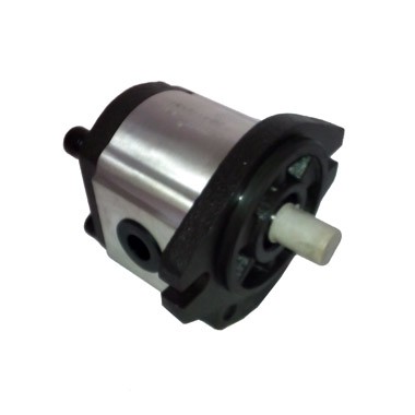 MOTOR ENGRANAJE 10CM3-REV FLANGE SAE A EJE Paralelo 15.87 mm MOD 2MF10L40P02B